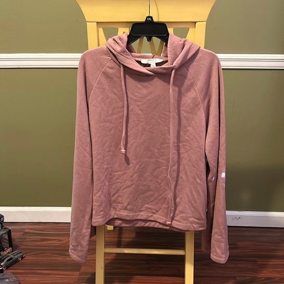 Forever 21 Tops - Forever 21 Contemporary Hoodie Size M